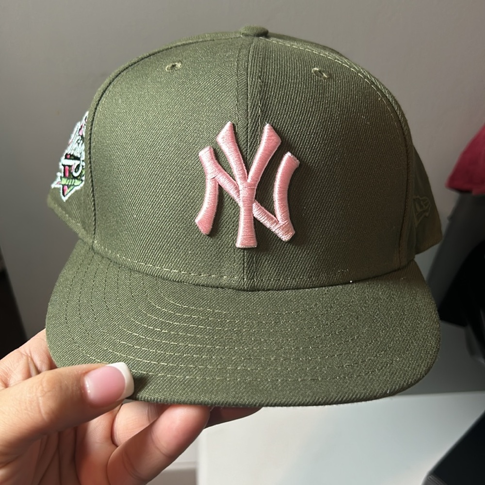 New York Yankee fitted
